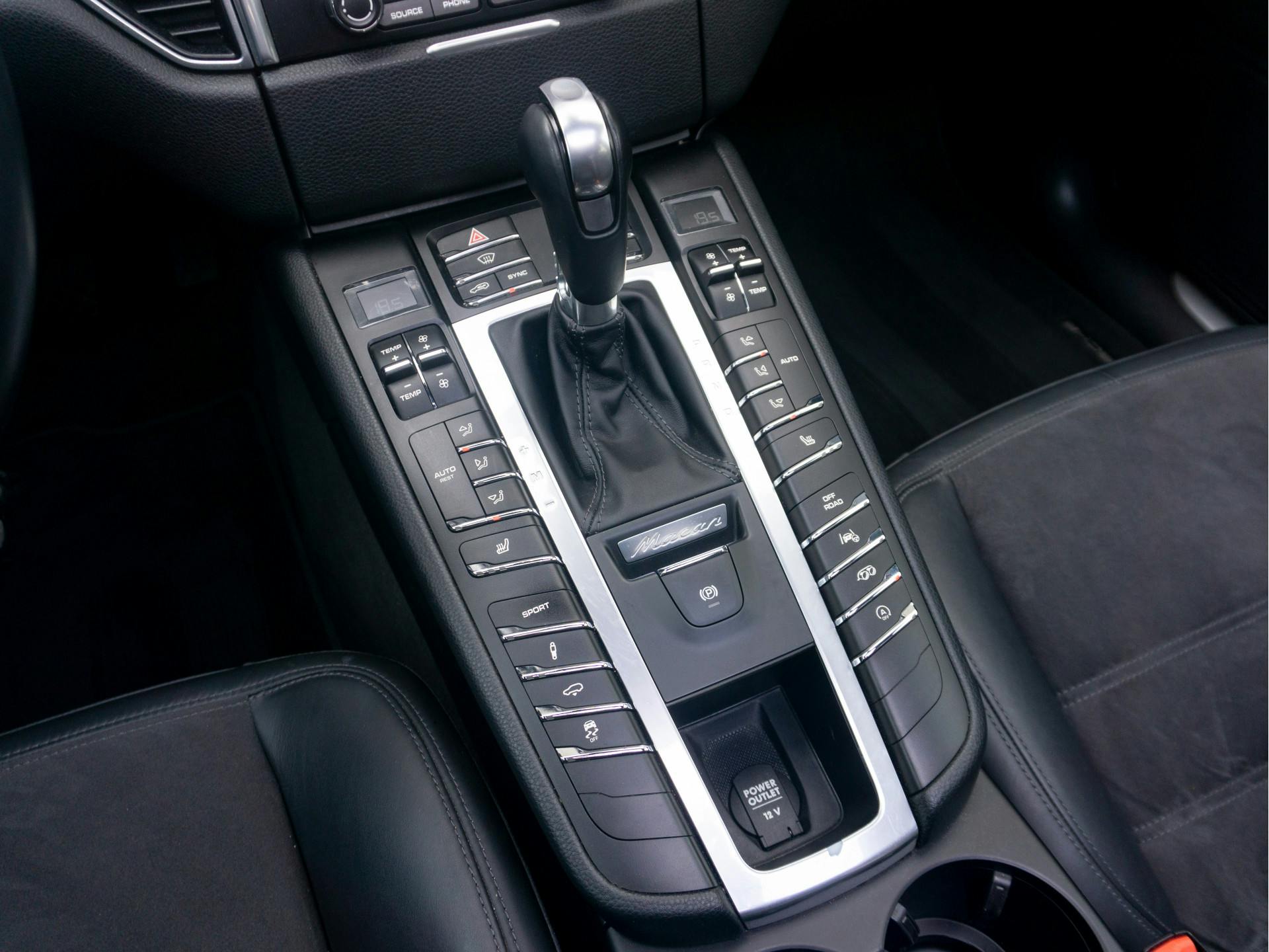 Porsche Macan 3.0 GTS | Sound Package Plus | Sportuitlaat | GTS Interieur pakket |